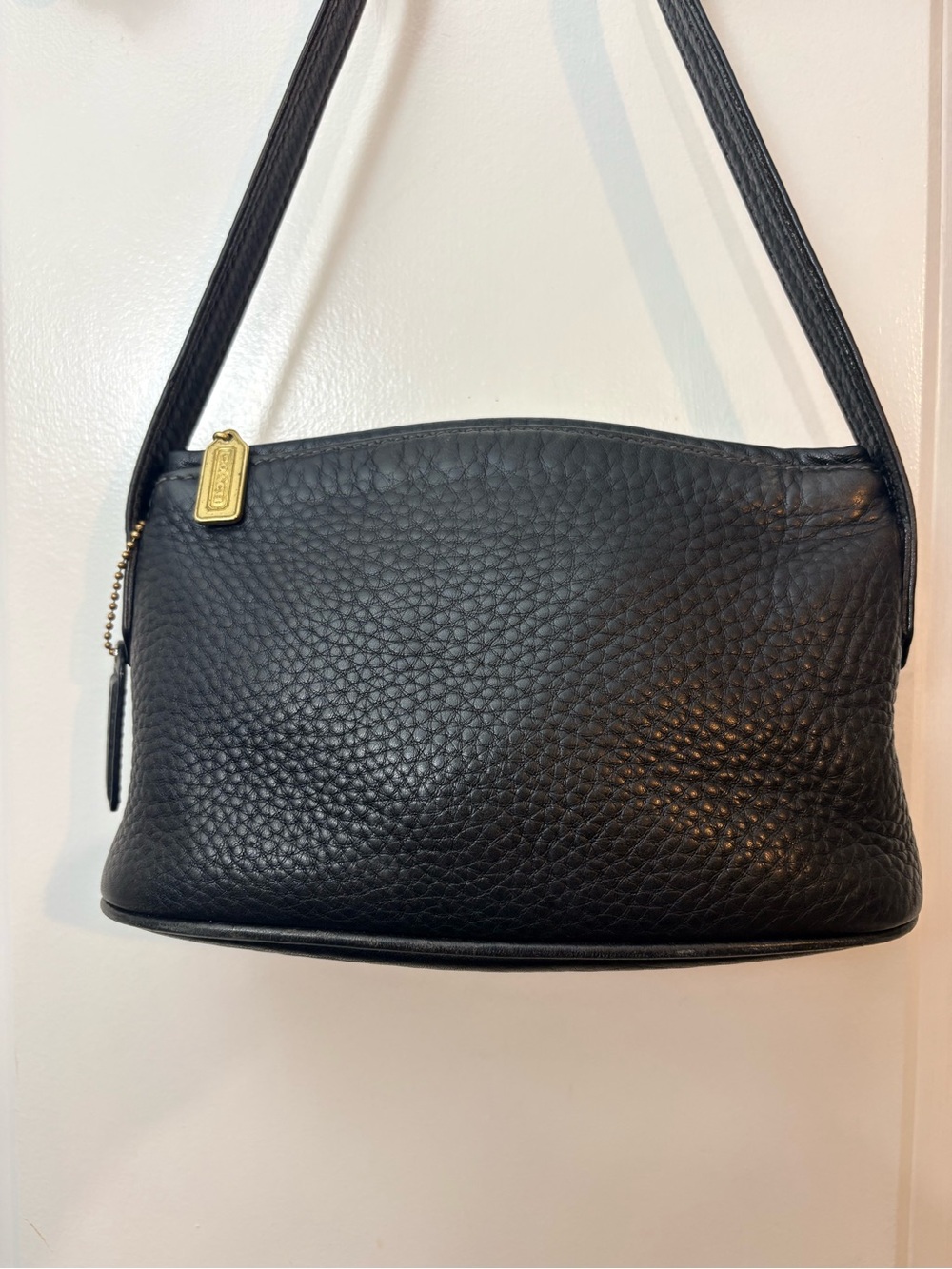 Rare Vintage 1996 Coach Italian Leather Crossbody Bag Black 4918 Zip Pouch